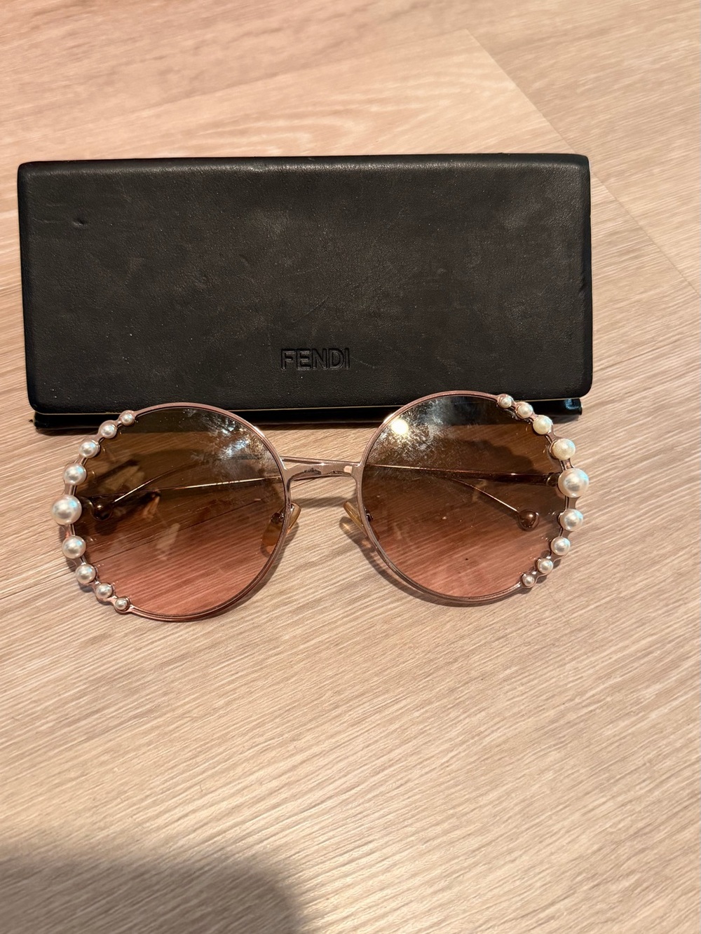 Fendi Round Pearl-Trim Sunglasses in Brown Gradient